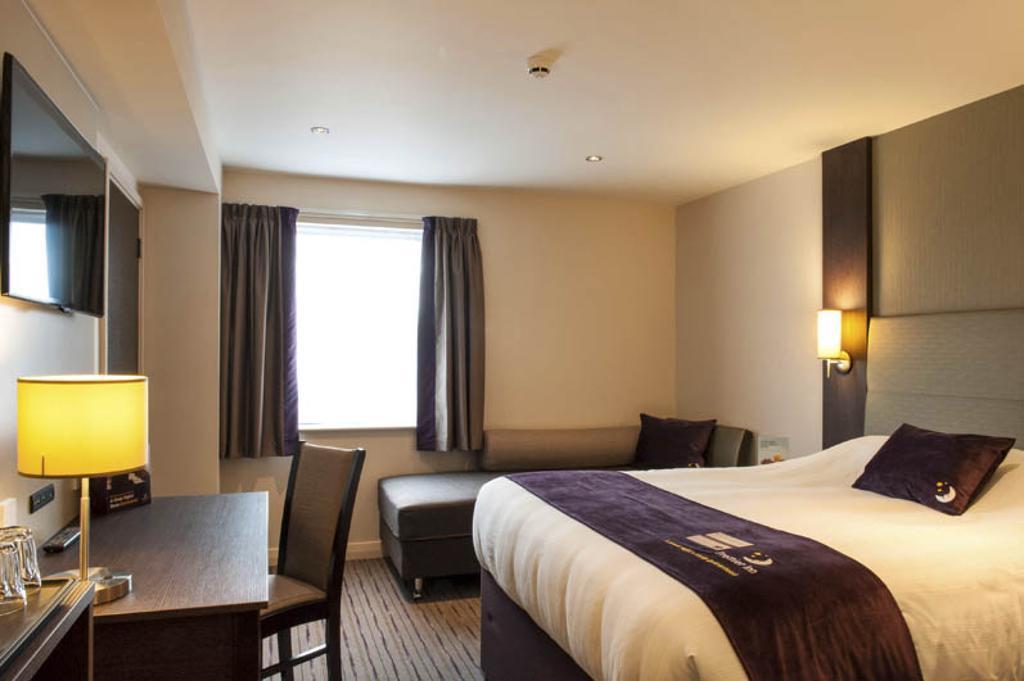 Premier Inn Lancaster Exterior foto